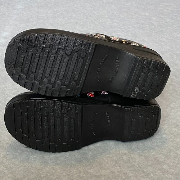 Easy Street Nurses Working Clogs – Size 7W - Picture 5 of 9